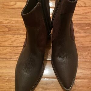 Donald J. Pliner Rich Brown Ankle Booties